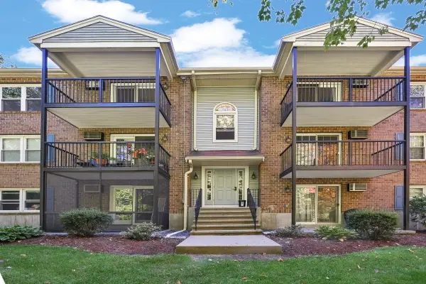 610 S Franklin St #F302, Holbrook, MA 02343 - #2