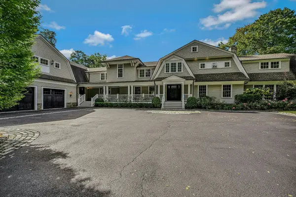 192 Burtis Lane, Muttontown, NY 11791