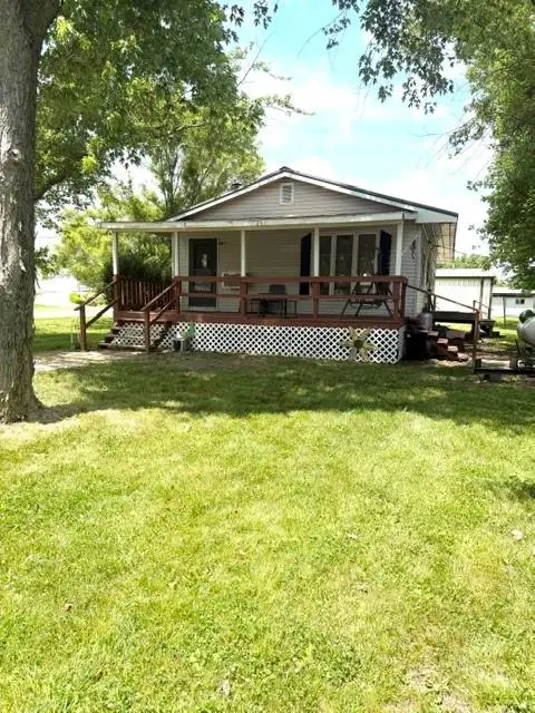 205 S Gibbs Street, Allenville, IL 61951