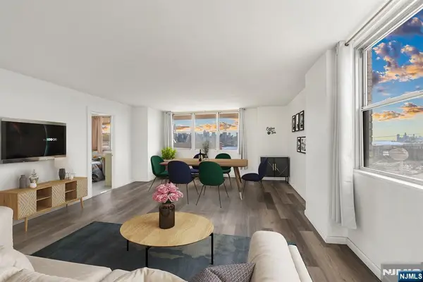 6040 Boulevard East Boulevard Mezz-GF, West New York, NJ 07093
