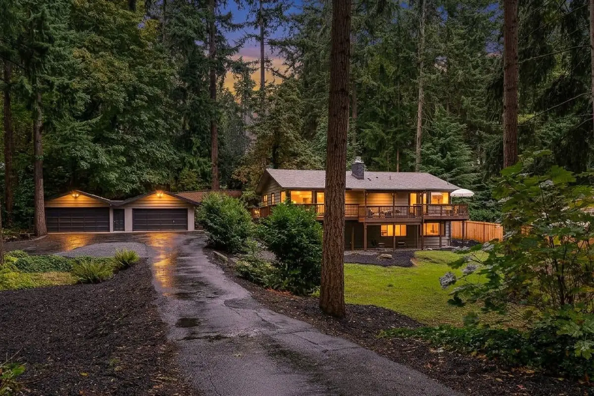20400 2nd Avenue Sw, Normandy Park, WA 98166 - #1