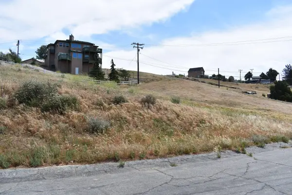 42624 Arrowrock, Lake Elizabeth, CA 93532