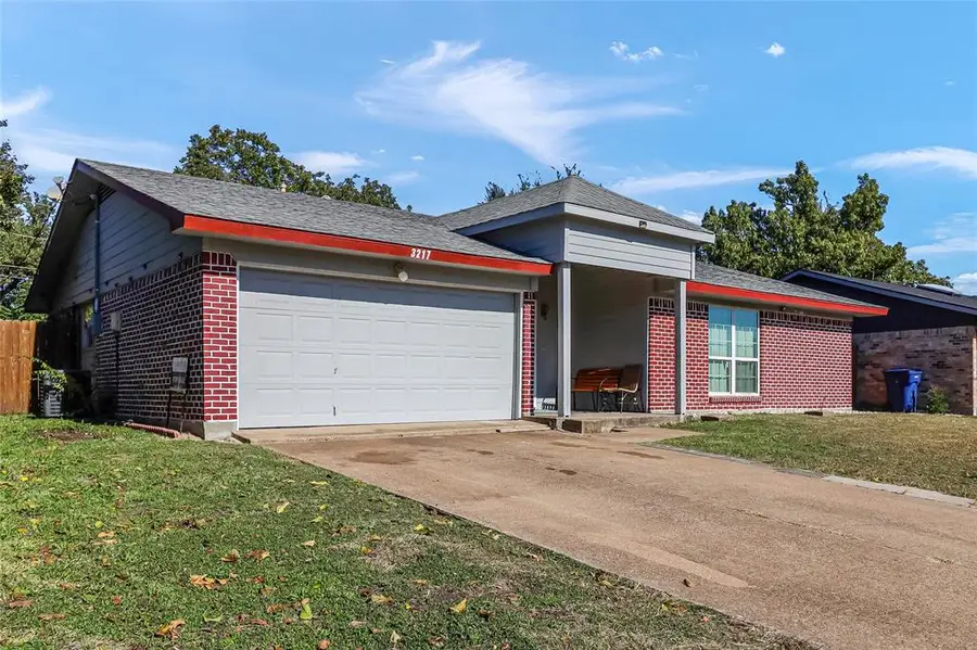 3217 Lariat Lane, Garland, TX 75042 - Image #3