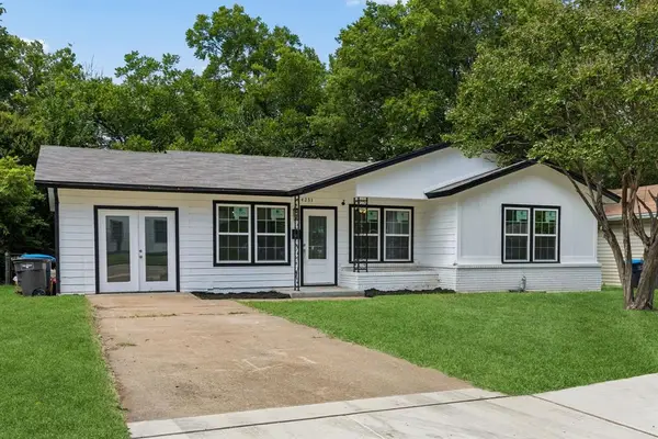 4233 Quails Lane, Fort Worth, TX 76119