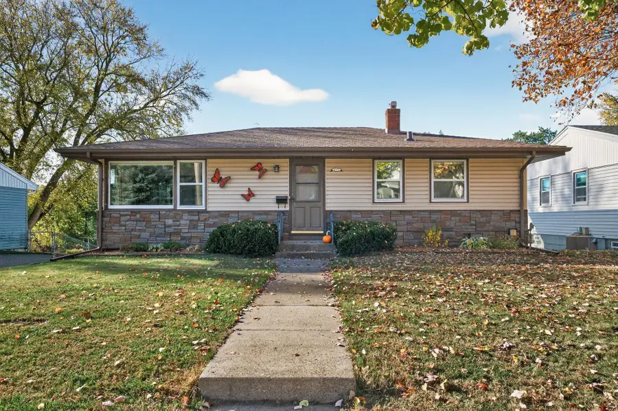 1377 Clarence Street, Saint Paul, MN 55106 - Image #3