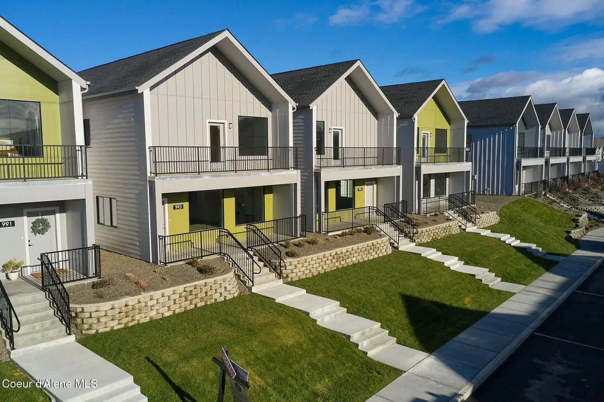 995 E RAILROAD AVENUE, Post Falls, ID 83854 - Image #1