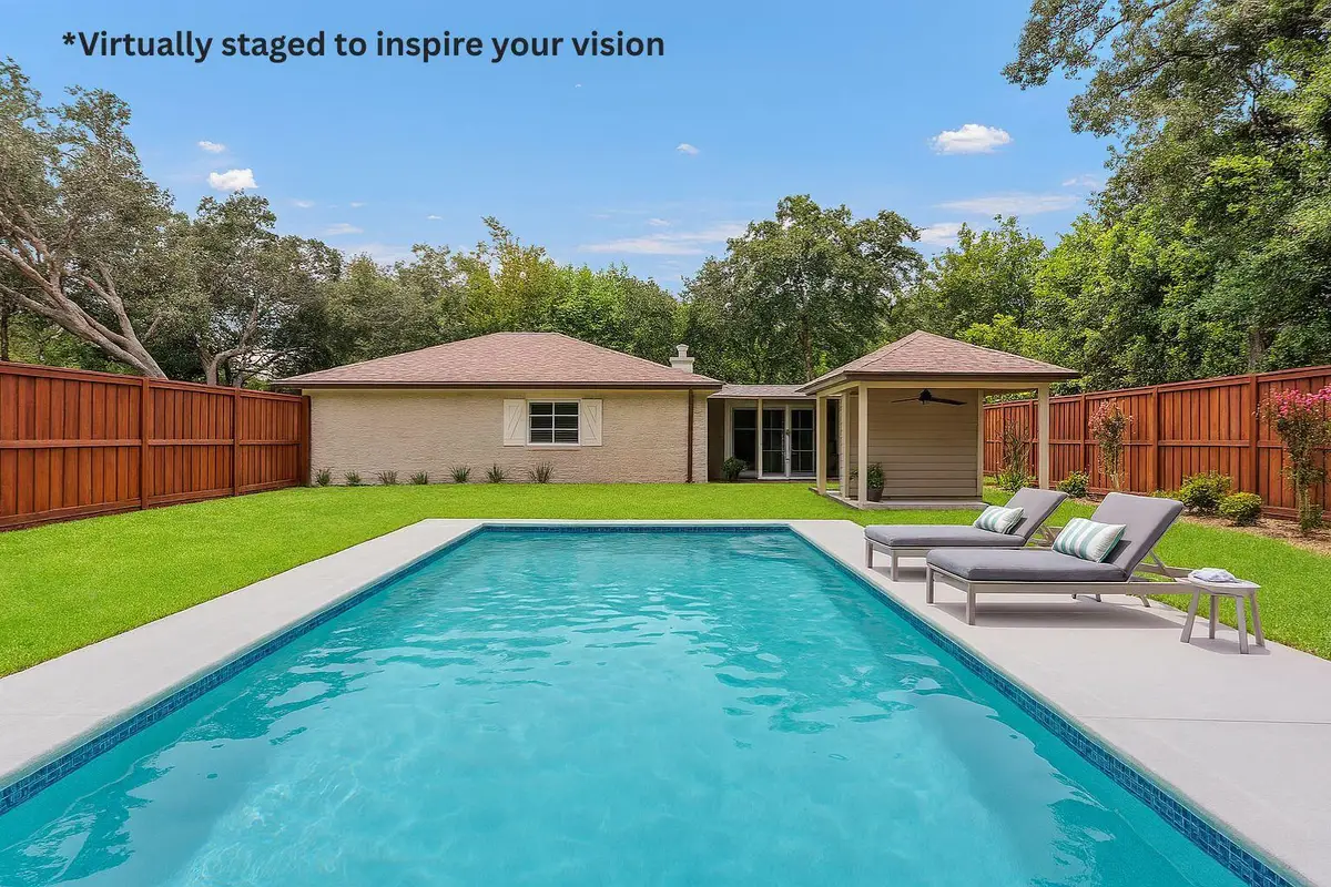 343 Oaklake Lane, Niceville, FL 32578 - Image #1