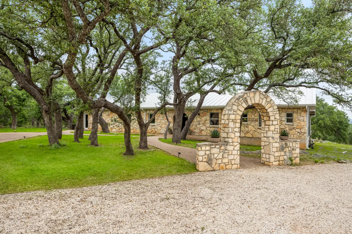141 Lookout Dr, Wimberley, TX 78676 - #1