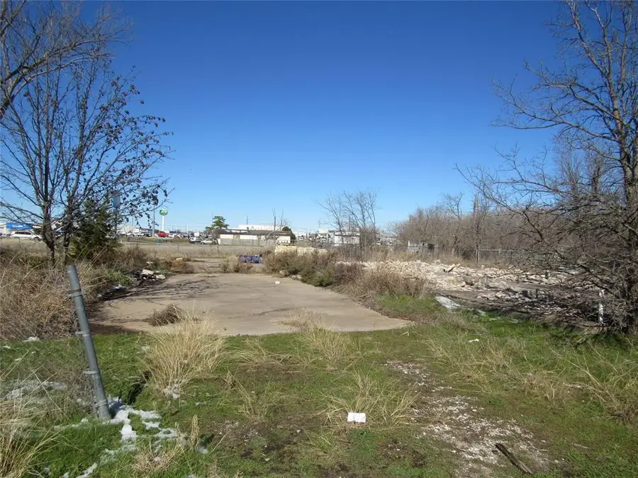 207 Newell Drive, Hudson Oaks, TX 76087 - #2