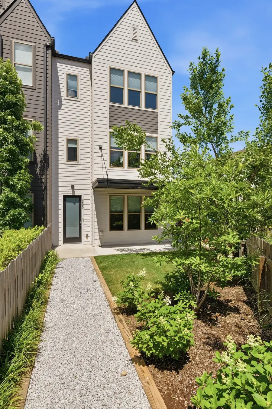 356 E Village Ln, Nashville, TN 37216 - #2