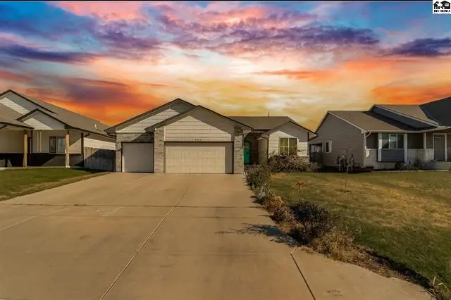 3040 N Susan Ln, Mulvane, KS 67110 - Image #1