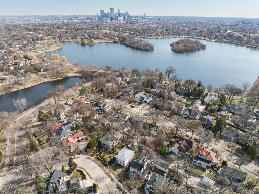 2740 Thomas Avenue S, Minneapolis, MN 55416 - #2