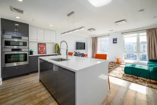 367 3RD ST #303, JC, Downtown, NJ 07302