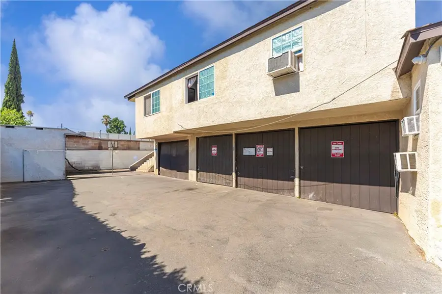 13810 Sherman Way, Van Nuys, CA 91405 - Image #2