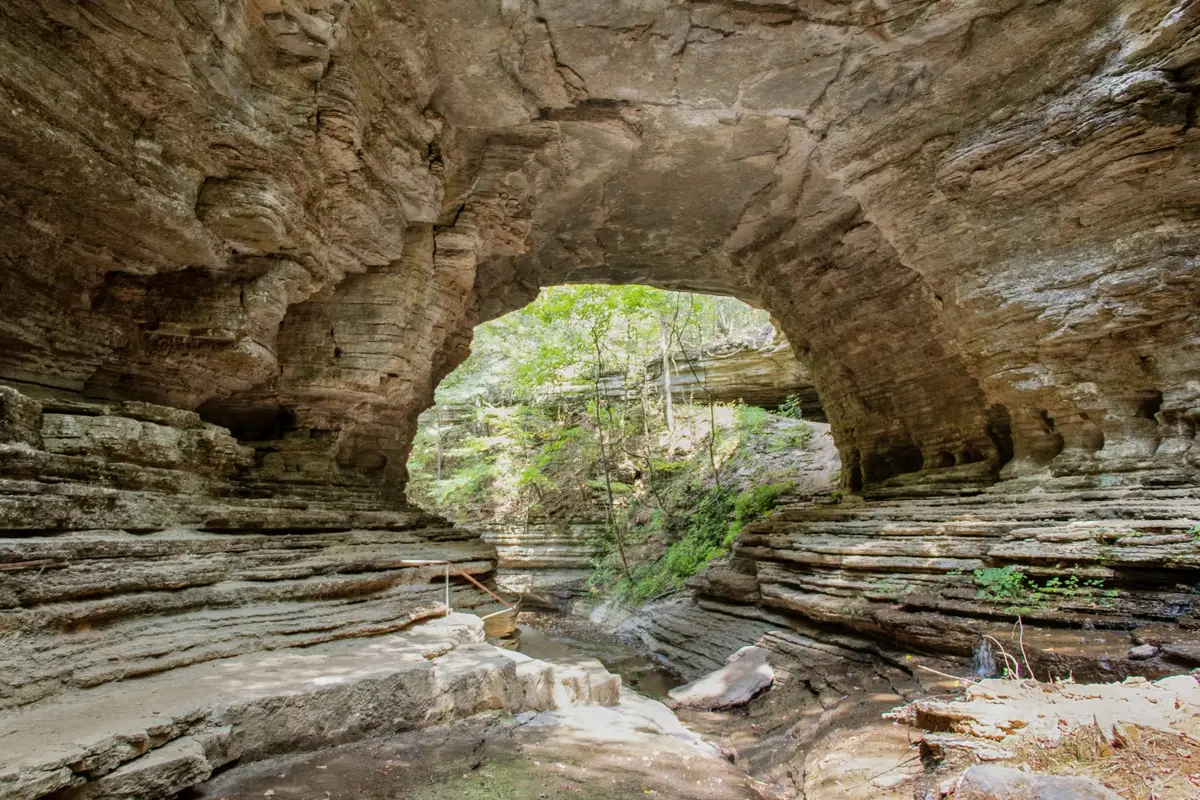 299 Natural Bridge Park Rd, Waynesboro, TN 38485 - #1