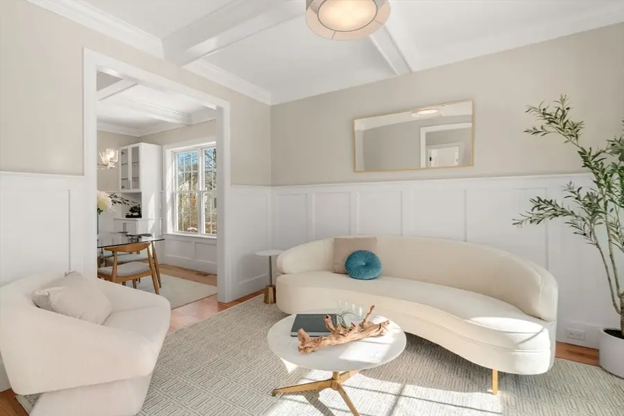 211 Florence Ave, Arlington, MA 02476 - #3