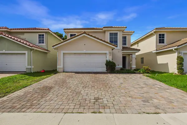 657 Perdido Heights Drive, West Palm Beach, FL 33413