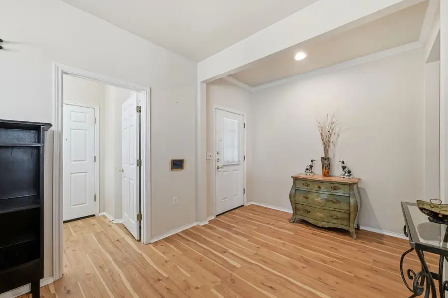 120 Bowie Cir, Georgetown, TX 78633 - #3