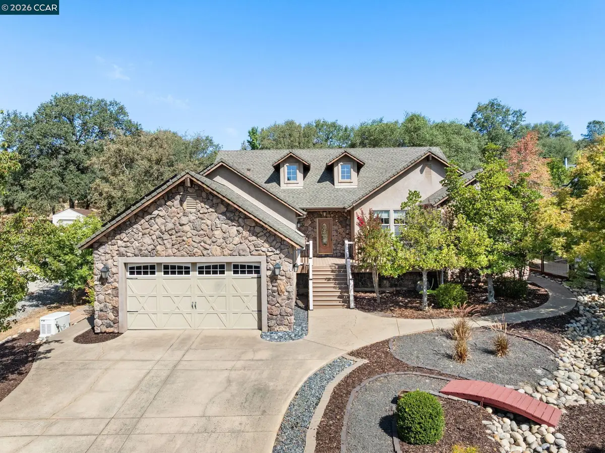 218 Smith Flat Rd, Angels Camp, CA 95222 - #1