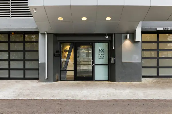 300 NW 8th Ave #601, Portland, OR 97209