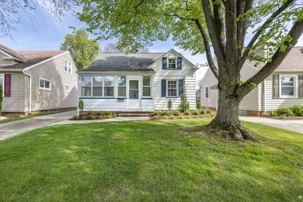 12329 Darlington Avenue, Garfield Heights, OH 44125