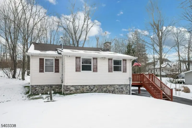 32 Overlook Road, West Milford, NJ 07480 - Image #2