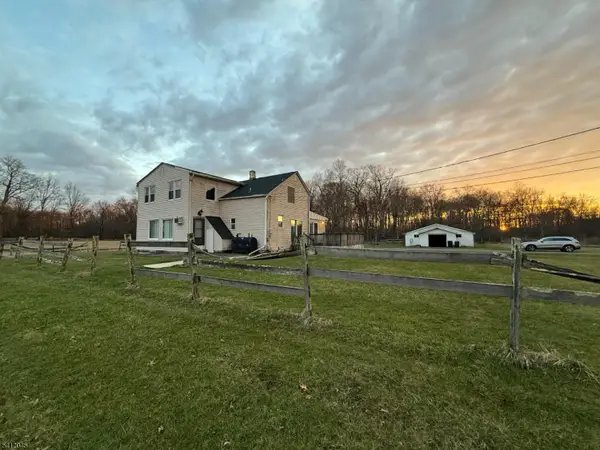 73 Featherbed Ln, Raritan Twp., NJ 08822