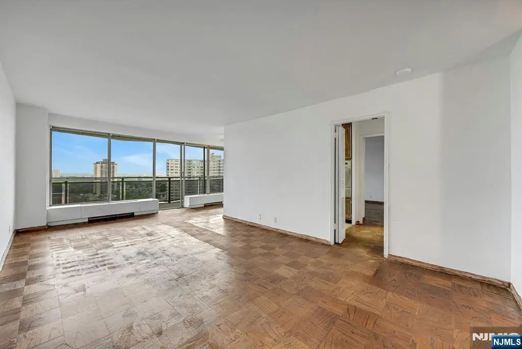 2077 Center Avenue 20C, Fort Lee, NJ 07024 - #1