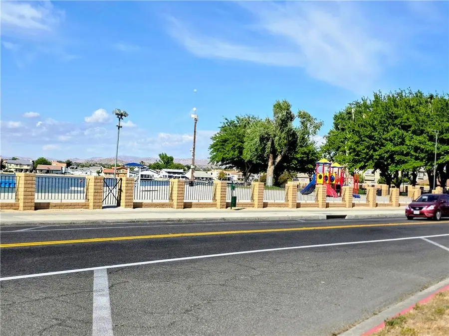 13415 Sea Gull Drive, Victorville, CA 92395 - #3