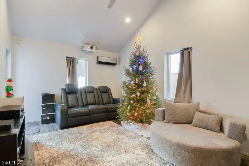 12 Nutwold Avenue, West Orange, NJ 07052 - Image #3