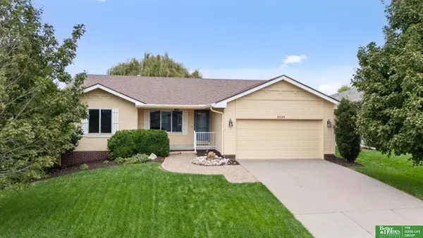 19124 Lake Street, Omaha, NE 68022