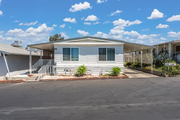 12582 2nd #11, Yucaipa, CA 92399