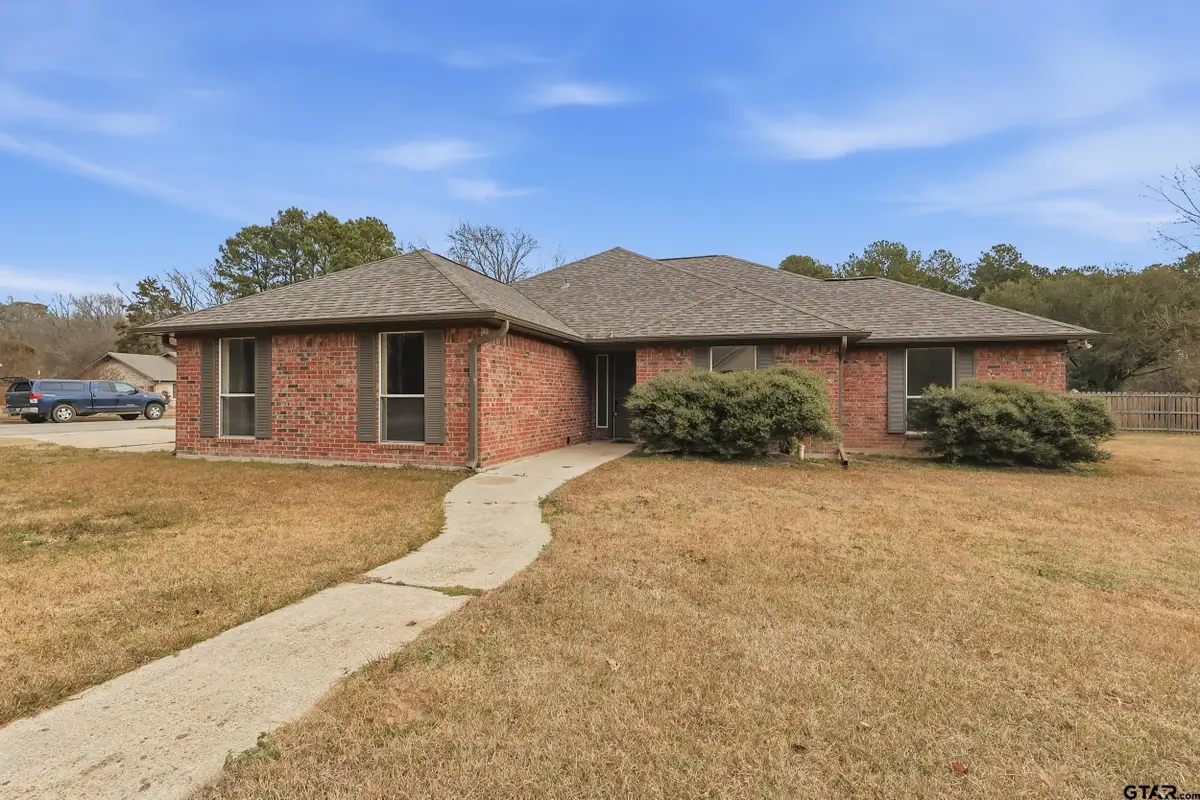 307 Bob White, Pittsburg, TX 75686 - #1