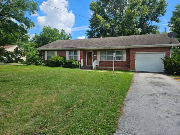 443 W County Street, Monett, MO 65708
