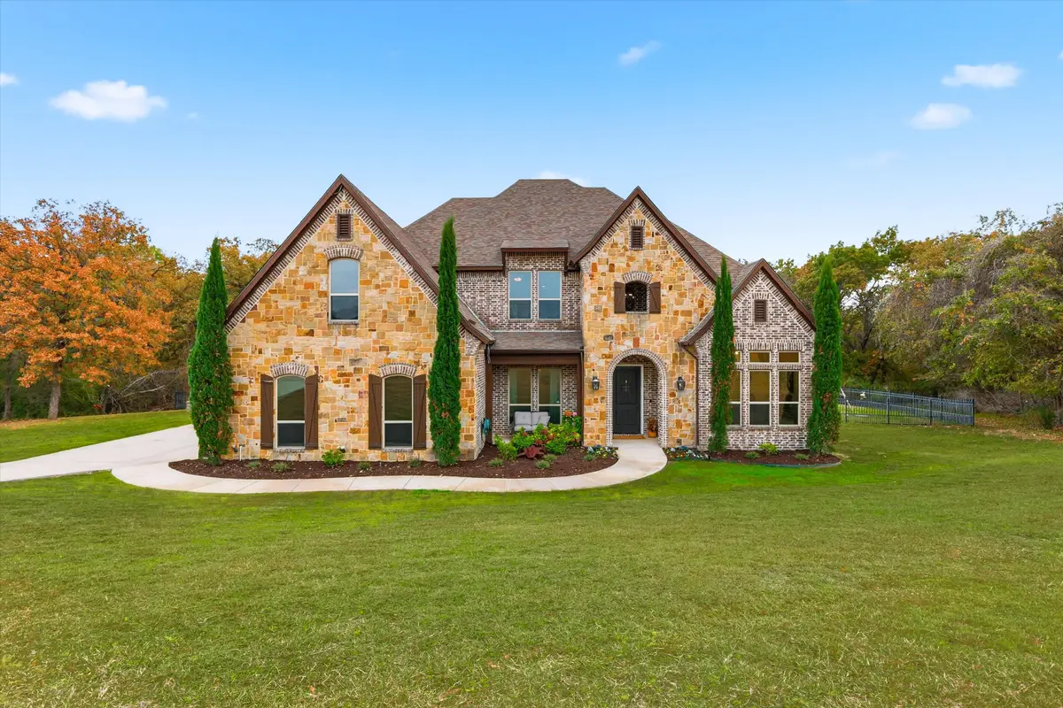 11236 Brady Oaks Court, Fort Worth, TX 76135 - Image #1