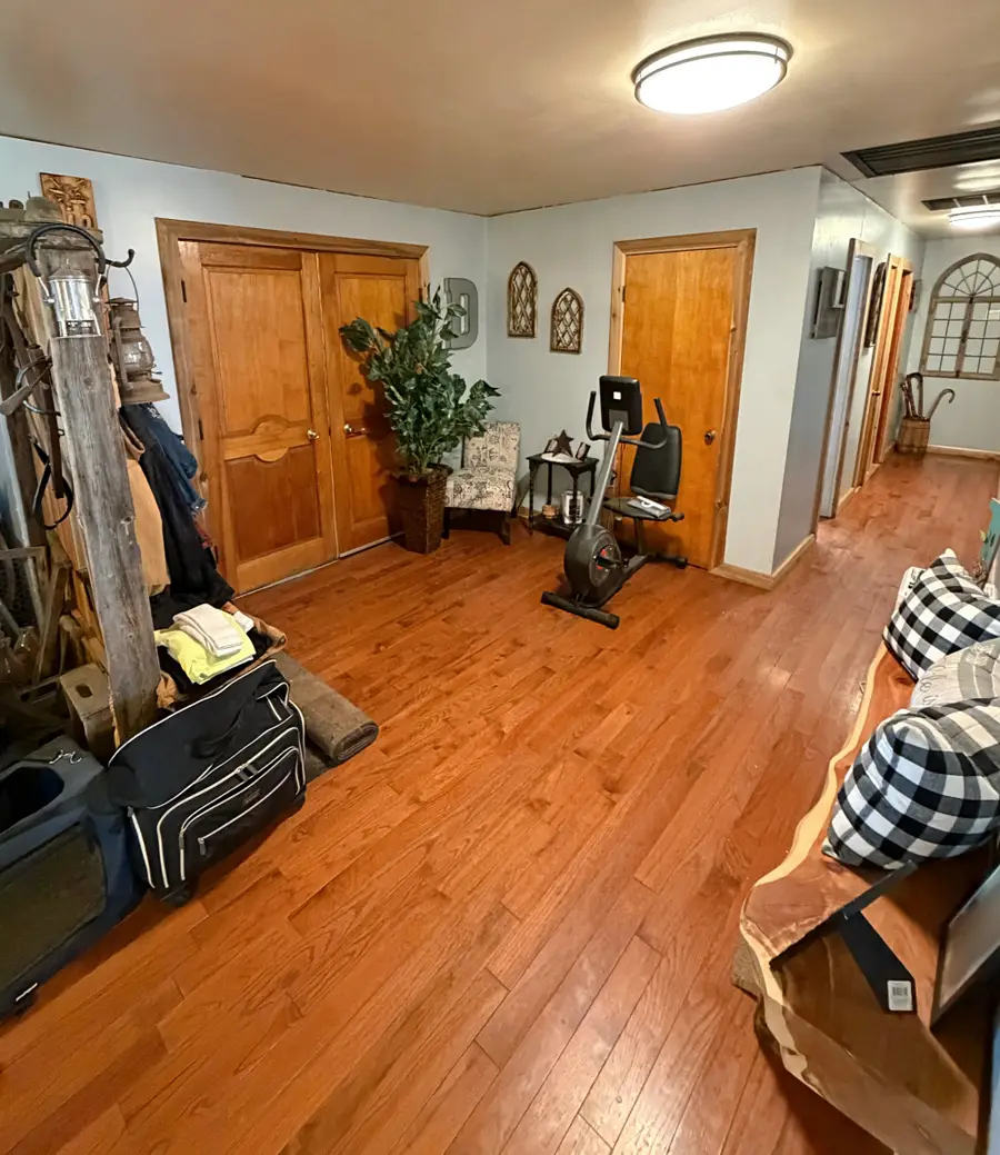 5862 E Freelandville Road, Oaktown, IN 47561 - #2