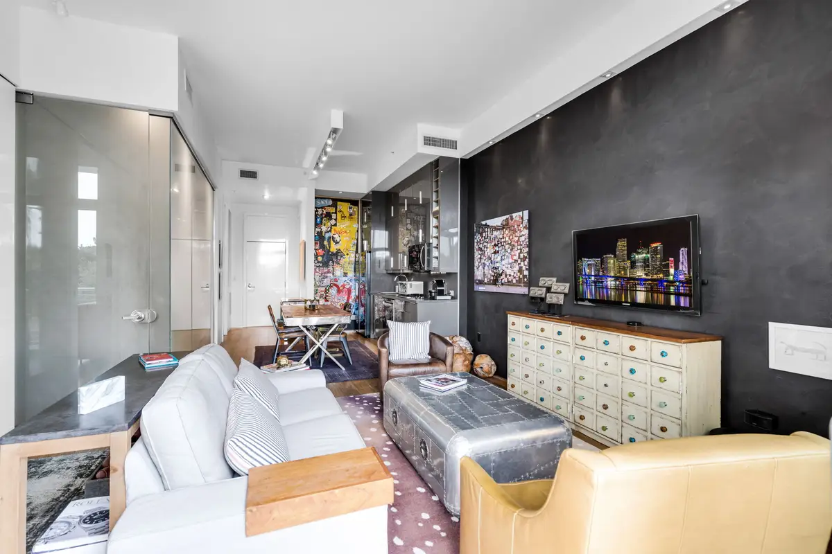 2001 Meridian Ave #404, Miami Beach, FL 33139 - #1