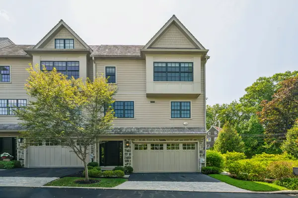 13 Overlea Way, ERDENHEIM, PA 19038