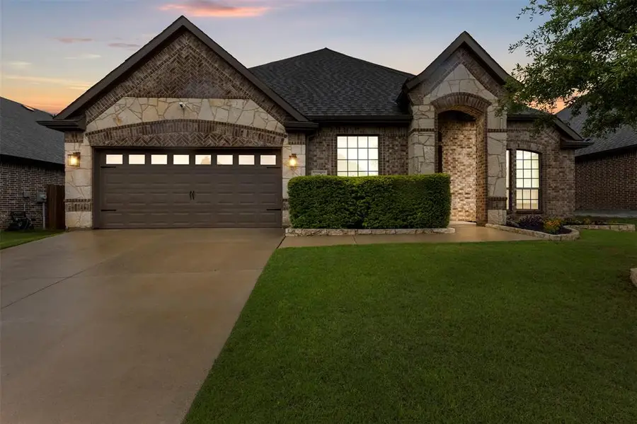 354 Wolf Creek Drive, Waxahachie, TX 75165 - #2