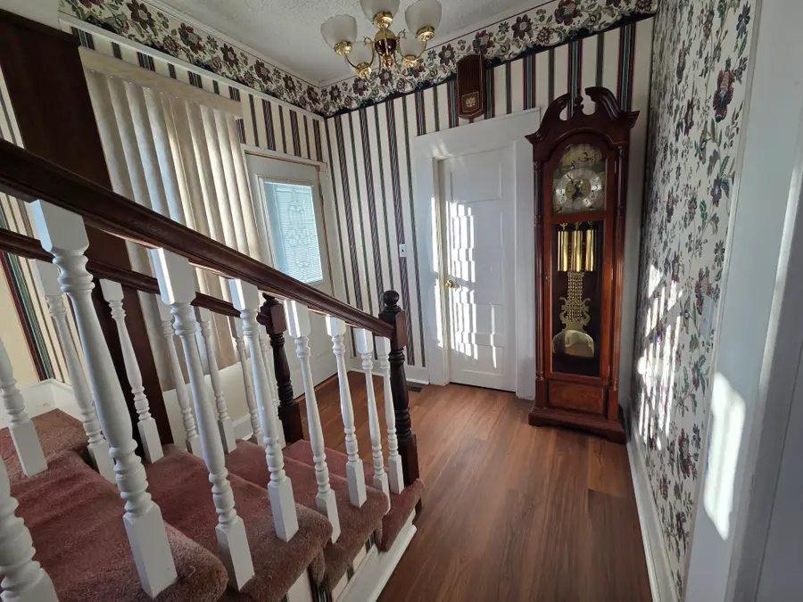 404 E 3rd Street, Grayson, KY 41143 - Image #3