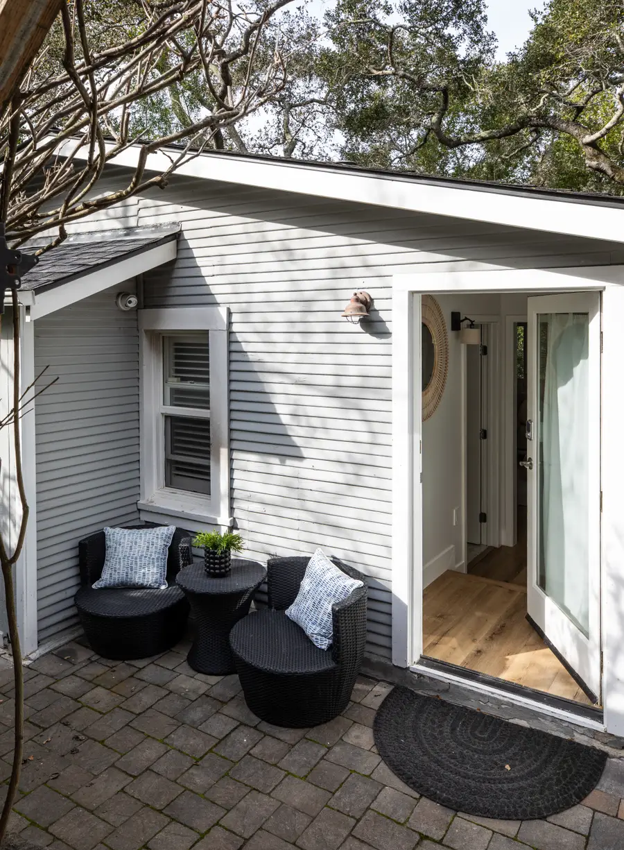 240 Glenwood Avenue, Woodside, CA 94062 - Image #2