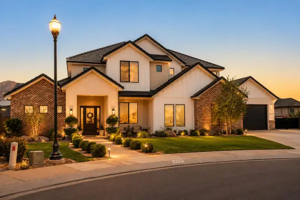 2278 E Tawny Ridge Cir, St George, UT 84790