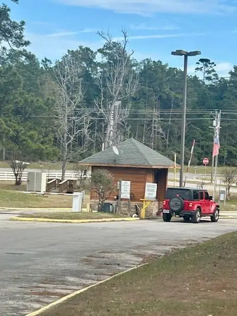 157 Honeysuckle, Livingston, TX 77351 - Image #2