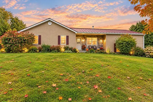 4214 East Sheldon Road, Sheldon, VT 05450