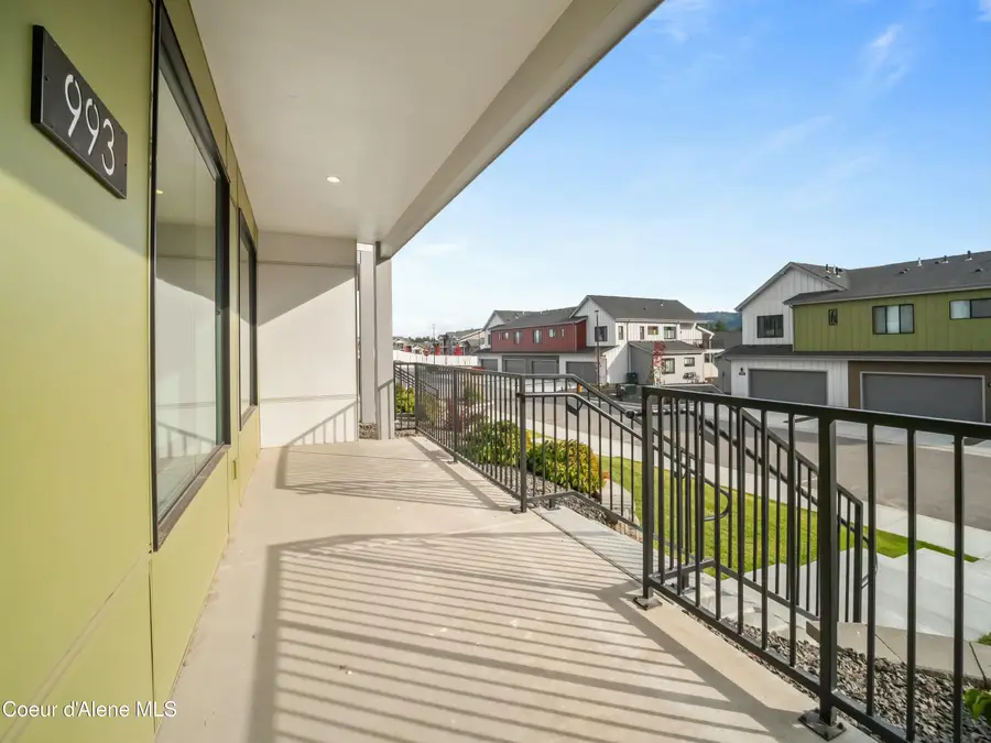 993 E RAILROAD AVENUE, Post Falls, ID 83854 - Image #2