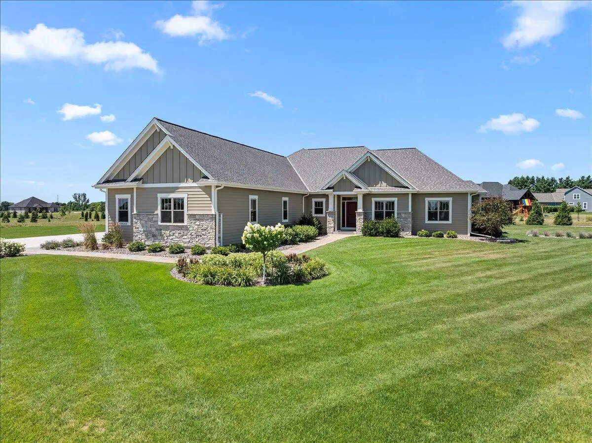 N83W27815 Cress-brook Ct, Lisbon, WI 53029 - #1