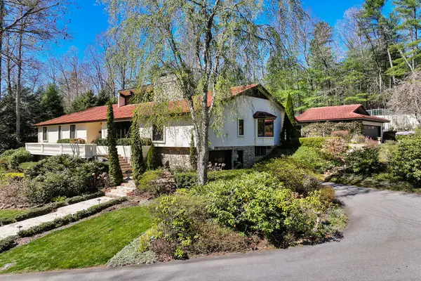 69 Forest Road, Asheville, NC 28803