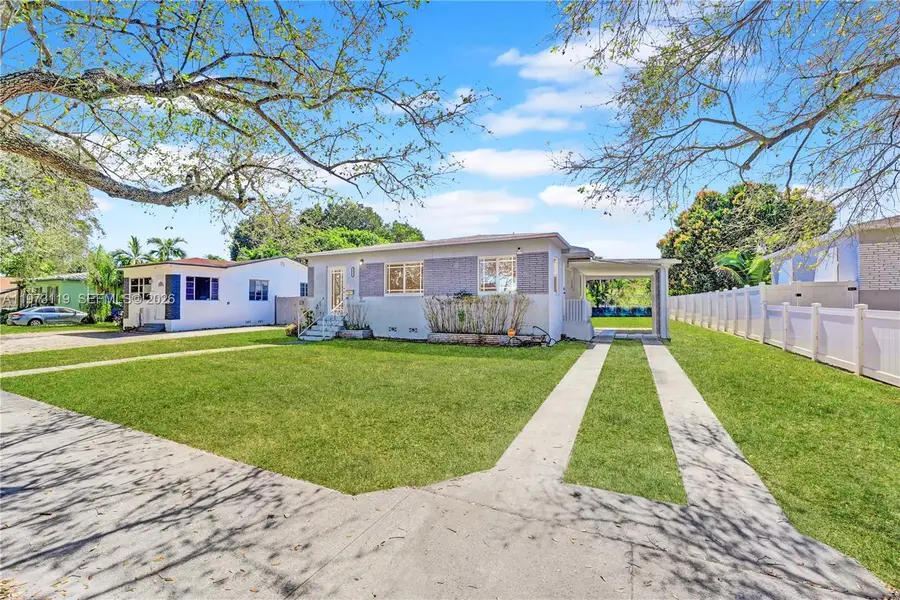 2462 Washington St, Hollywood, FL 33020 - #2