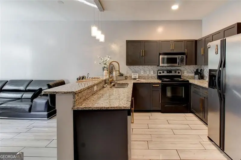 870 Mayson Turner Road Nw #UNIT 1102, Atlanta, GA 30314 - Image #2