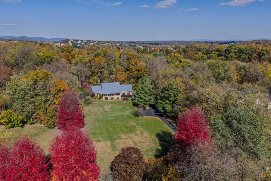 293 Miranda Ct, Martinsburg, WV 25403 - Image #3